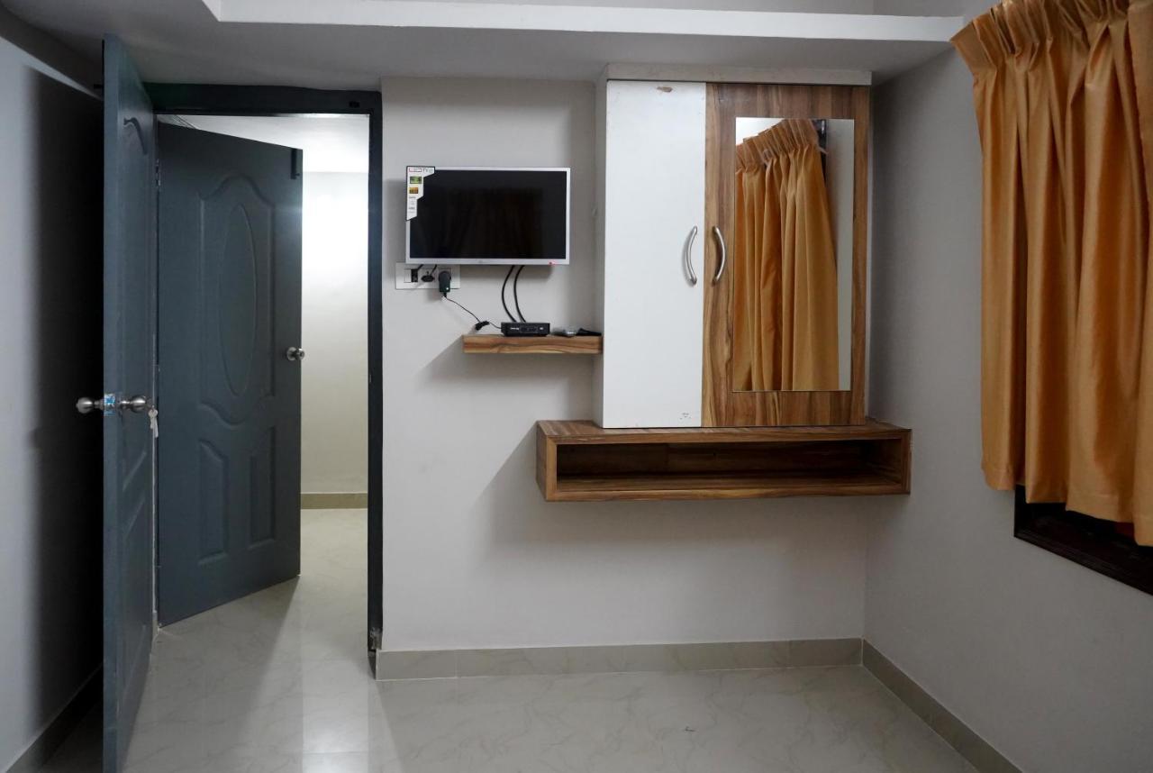 Empark Homestay Bangalore Buitenkant foto