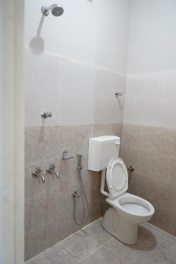 Empark Homestay Bangalore Buitenkant foto