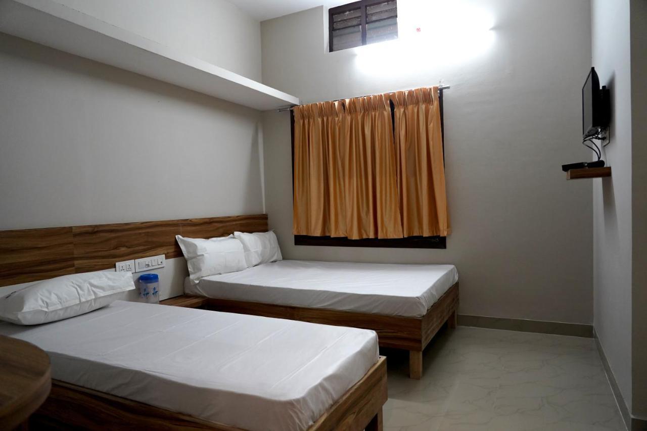 Empark Homestay Bangalore Buitenkant foto