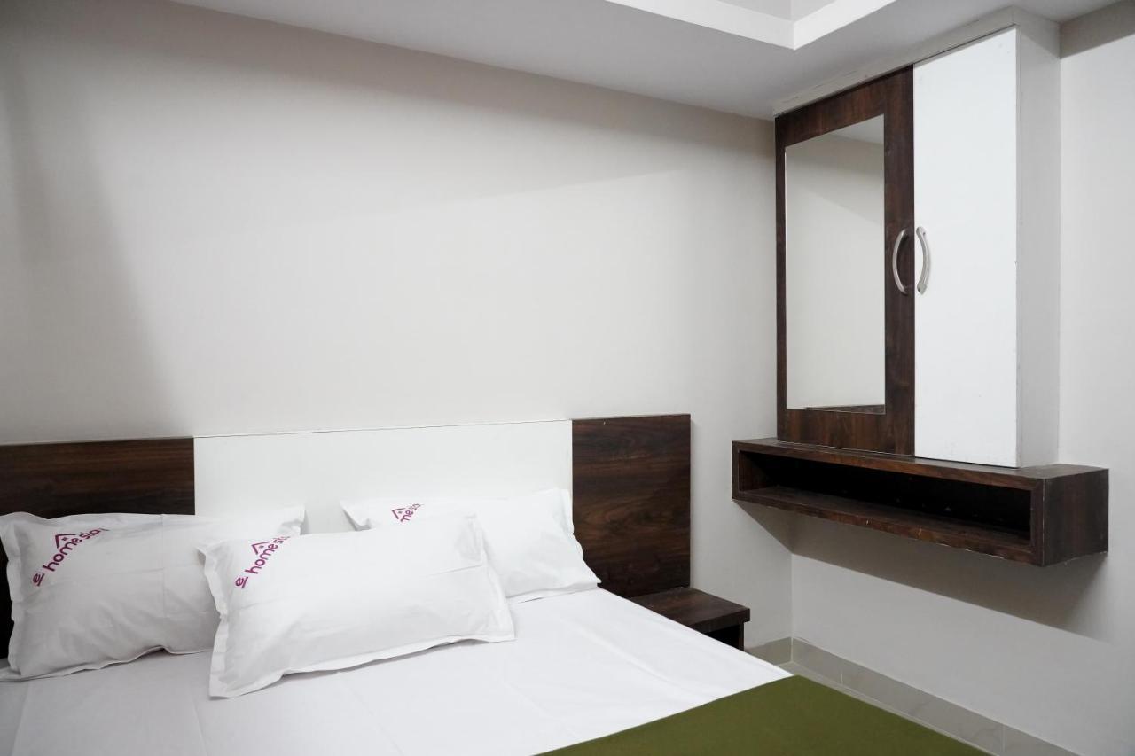 Empark Homestay Bangalore Buitenkant foto